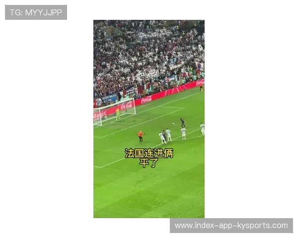 巴黎边路反击中，姆巴佩贴地斩拉开比分