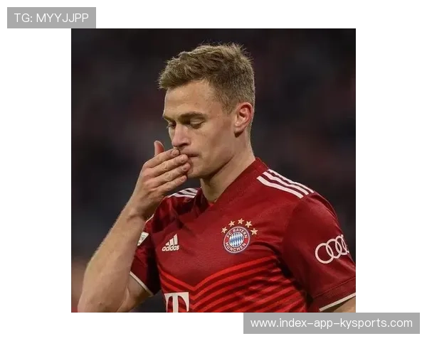 基米希精准长传撕开局面,拜仁整体推进极具压迫 基米希精准长传撕开局面,拜仁整体推进极具压迫